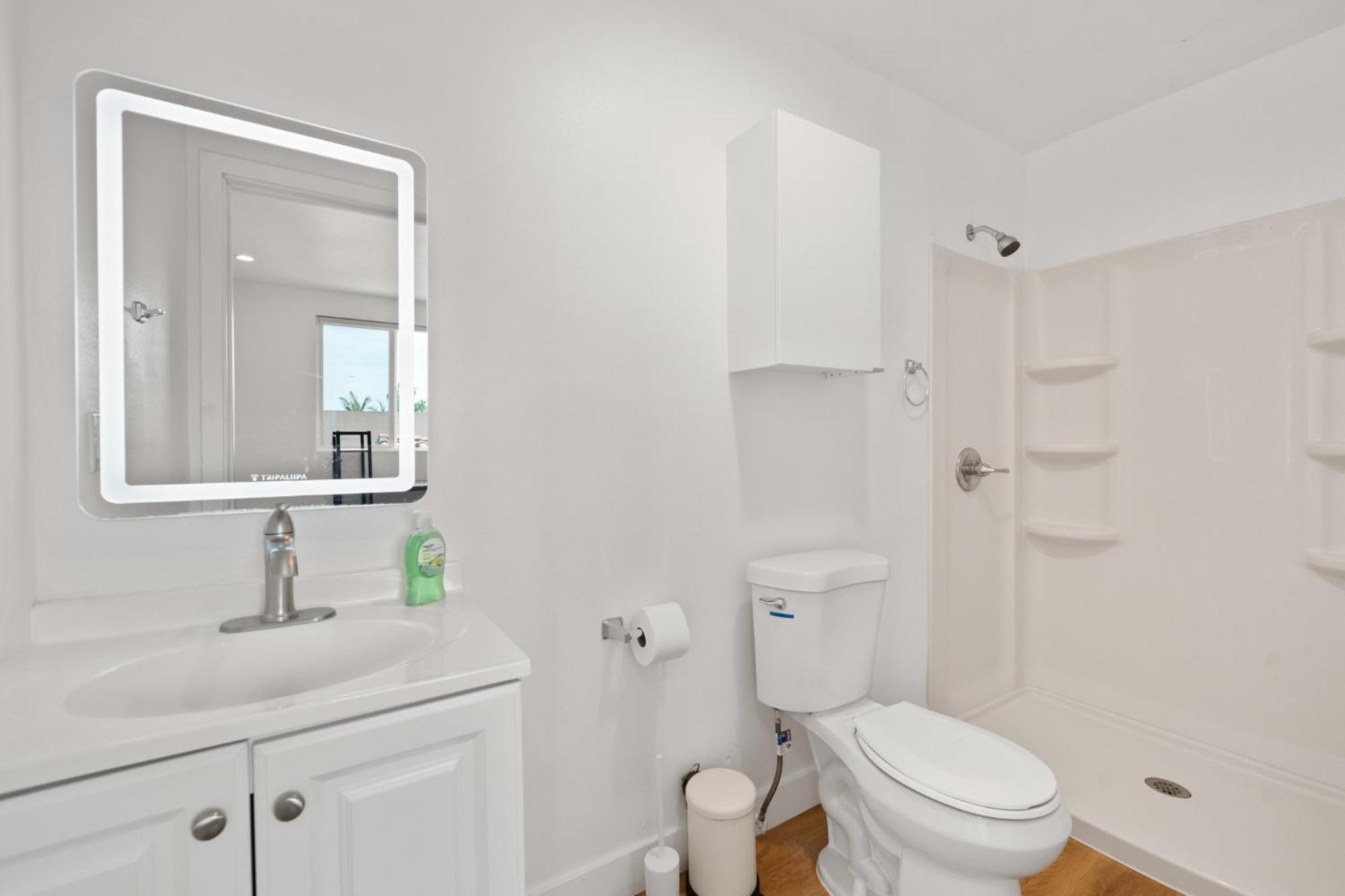 Modern Getaway In The Heart Of La Near Usc, Private Room With Share Living Room And Kitchen Los Angeles Exterior foto